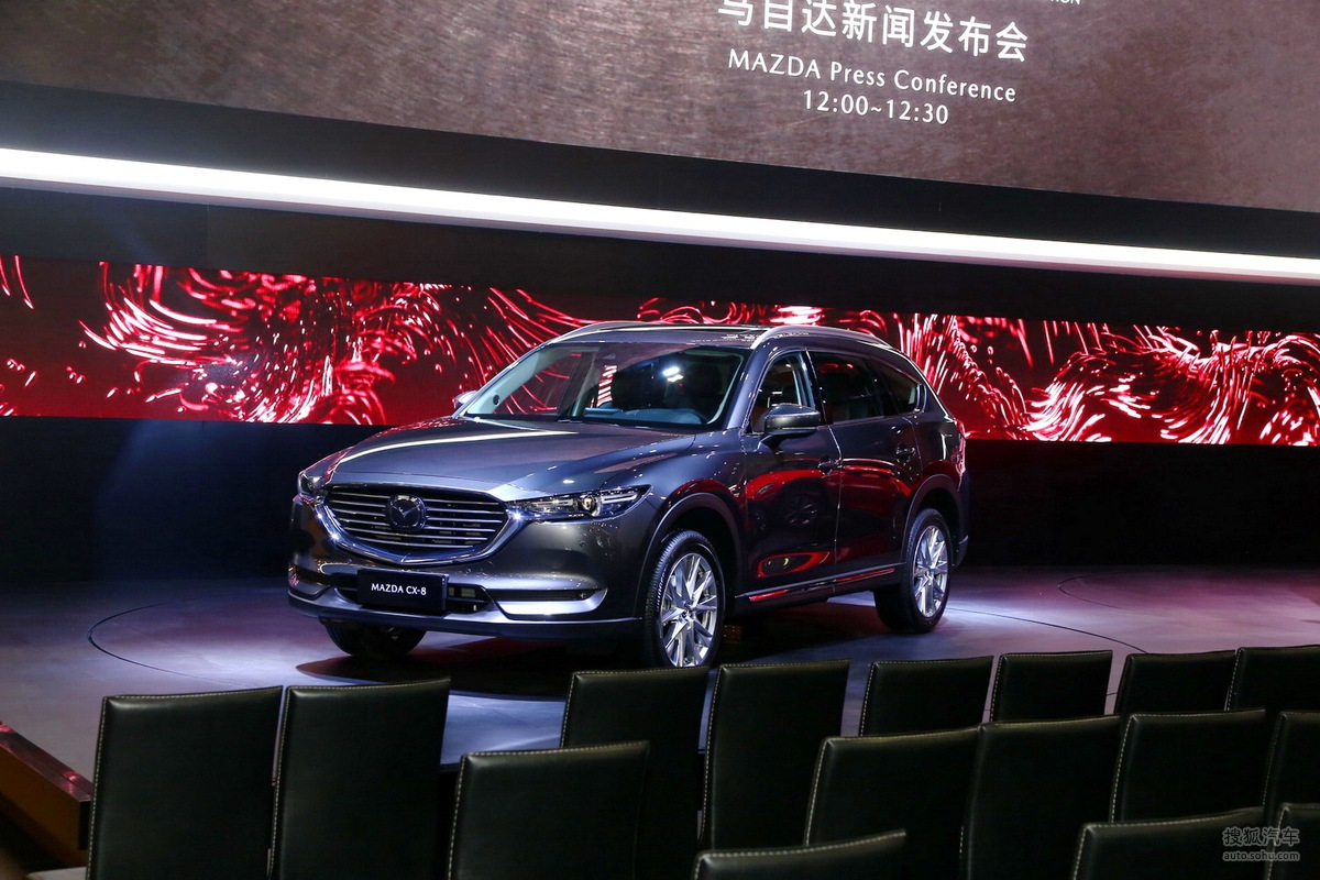 cx-8多少钱，全新cx-8，cx-8空间怎么样，cx-8乘坐感受怎么样